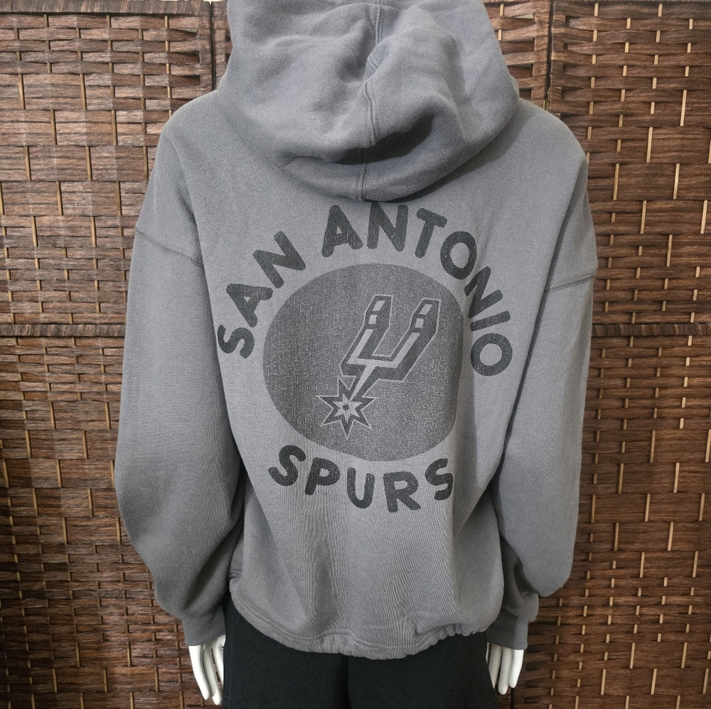 San Antonio Spurs Hoodie - Picture 4 of 11
